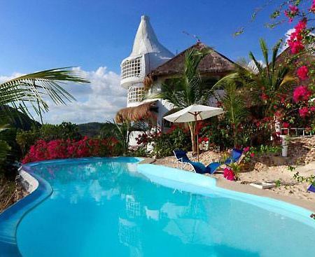 Al Faro Cosmio Hotel Palawan Бусуанга Экстерьер фото
