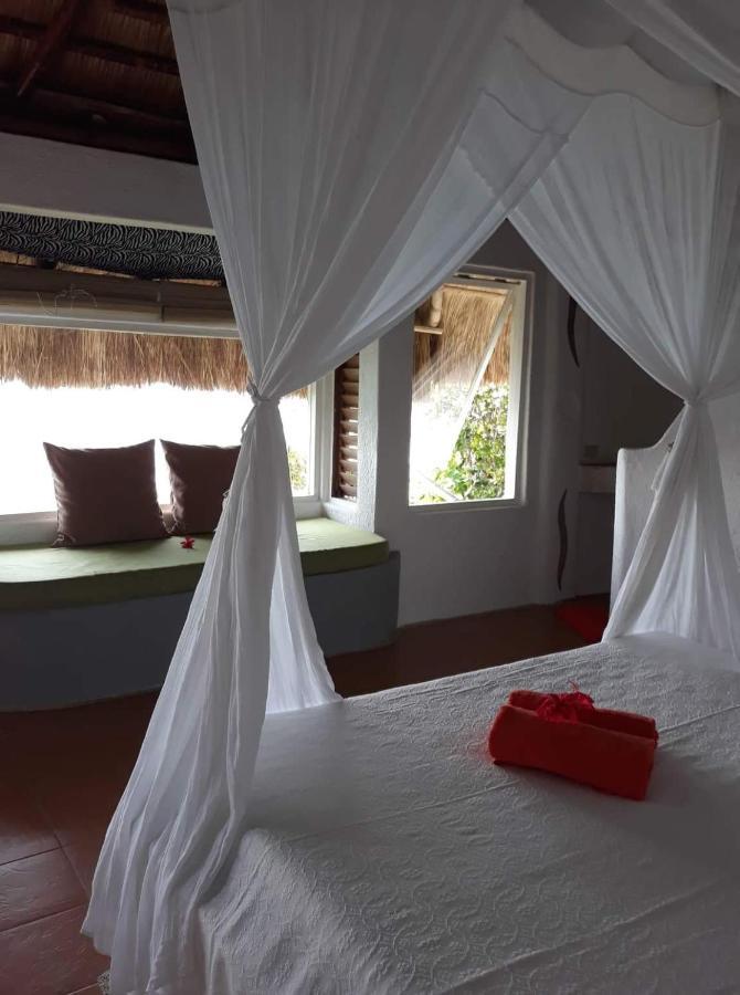 Al Faro Cosmio Hotel Palawan Бусуанга Экстерьер фото