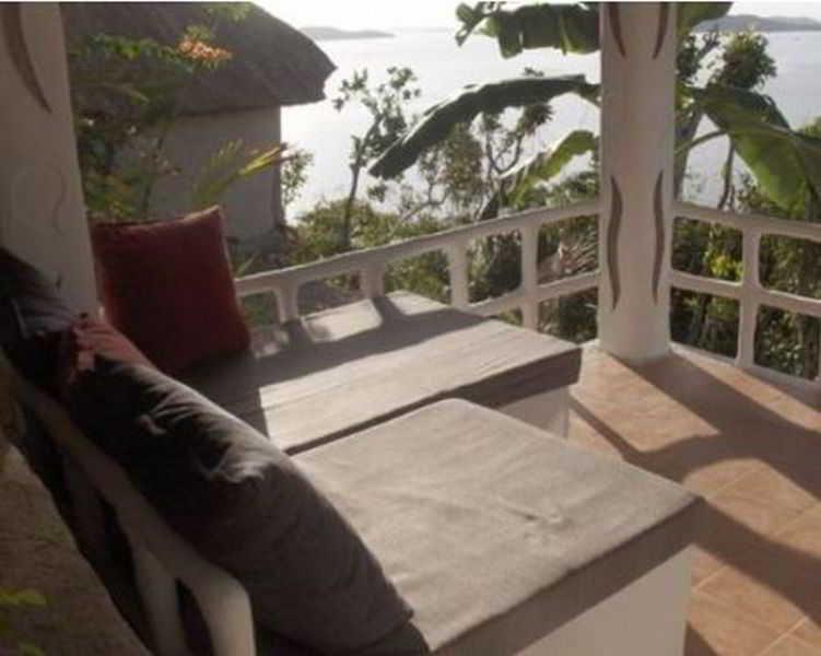 Al Faro Cosmio Hotel Palawan Бусуанга Экстерьер фото